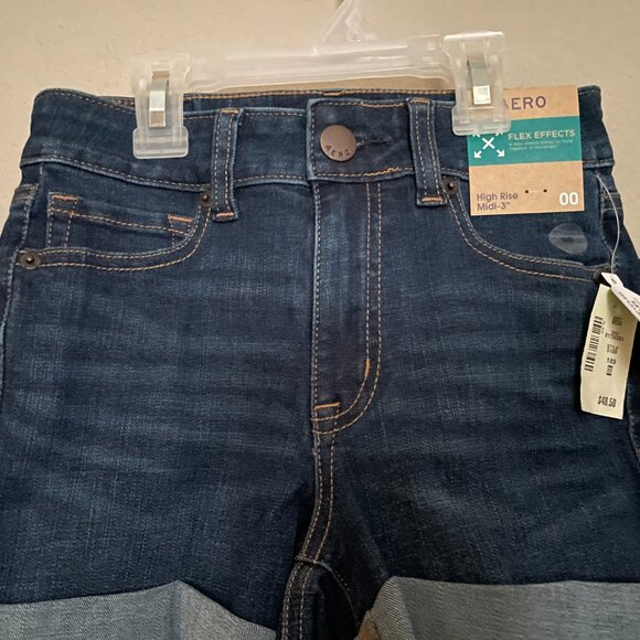 Aeropostale, 00, High Rise, 3' Midi, Dark Wash shorts, NEW! - Picture 2 of 6